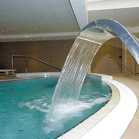 فندق & Radiana 3*