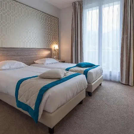 & Radiana Hotel 3*